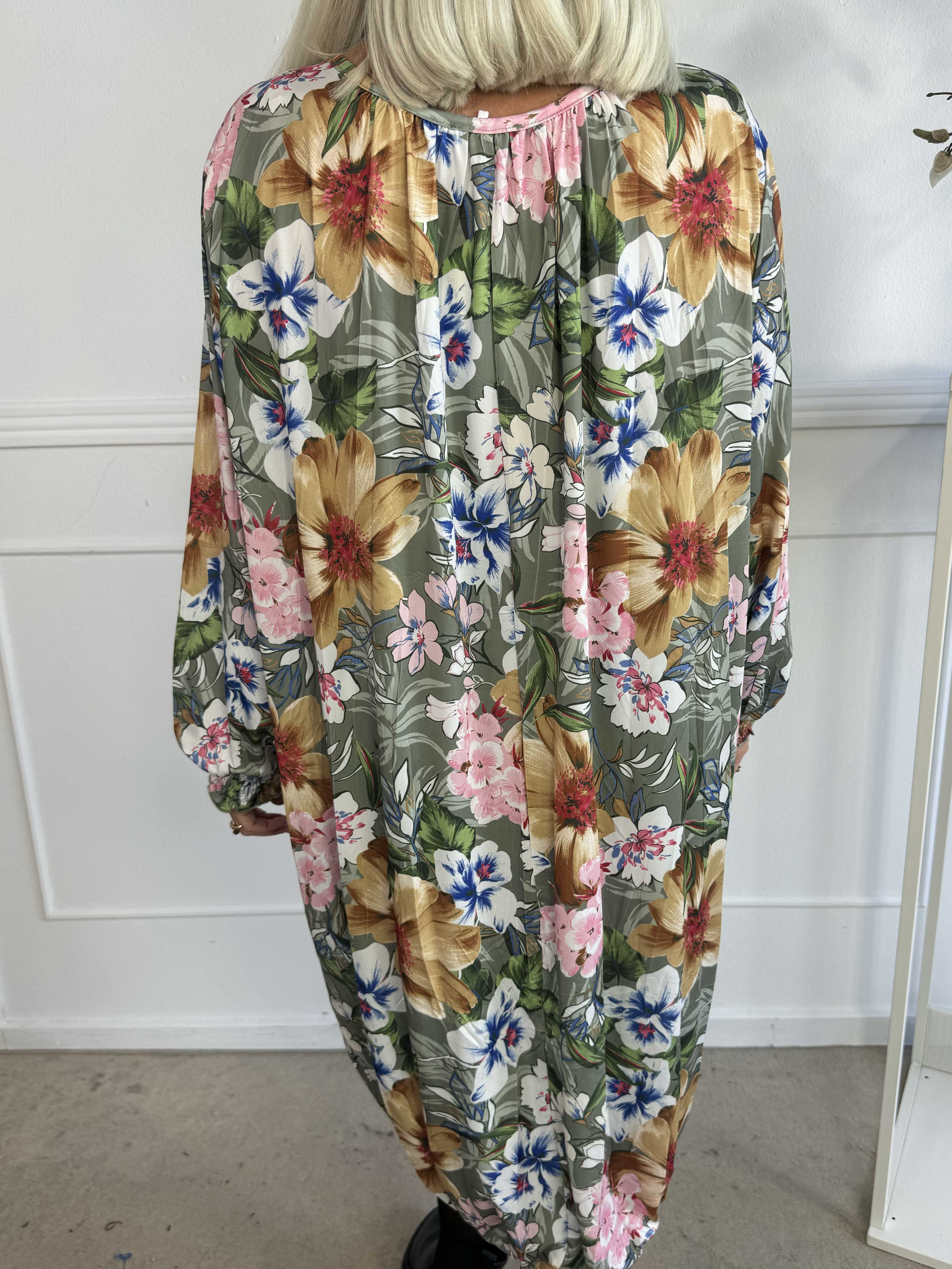 Miracle Floral Dress L/S - Elastisk blomstret kjole med lange ærmer